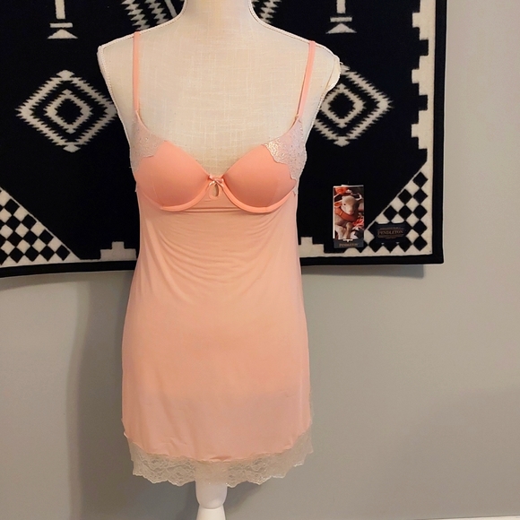 💕 Vintage GUC Victorias Secret Ladies Pink Label Push Up Underwire Chemise, 34B - Picture 3 of 9